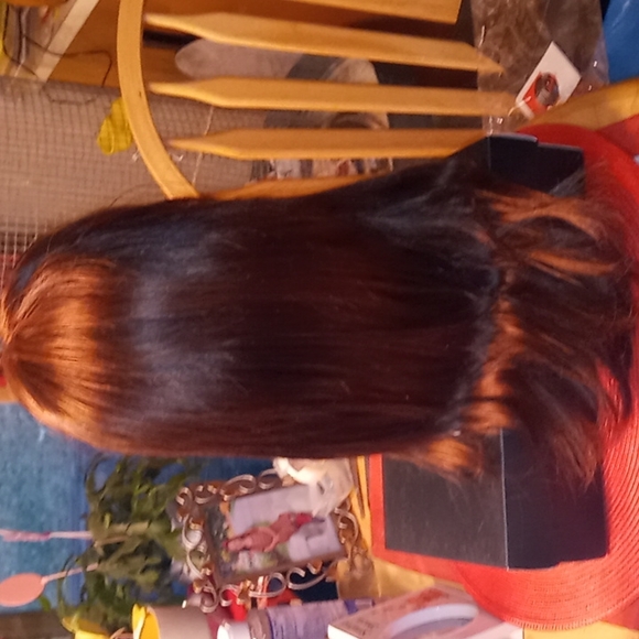 Bundle of 3 Brand NEW,Beautiful, Wigs with Accessories - Picture 9 of 16